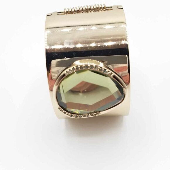 KC ( Kenneth Cole?) Wide Hinged Large Green Stone Bangle - Picture 6 of 7